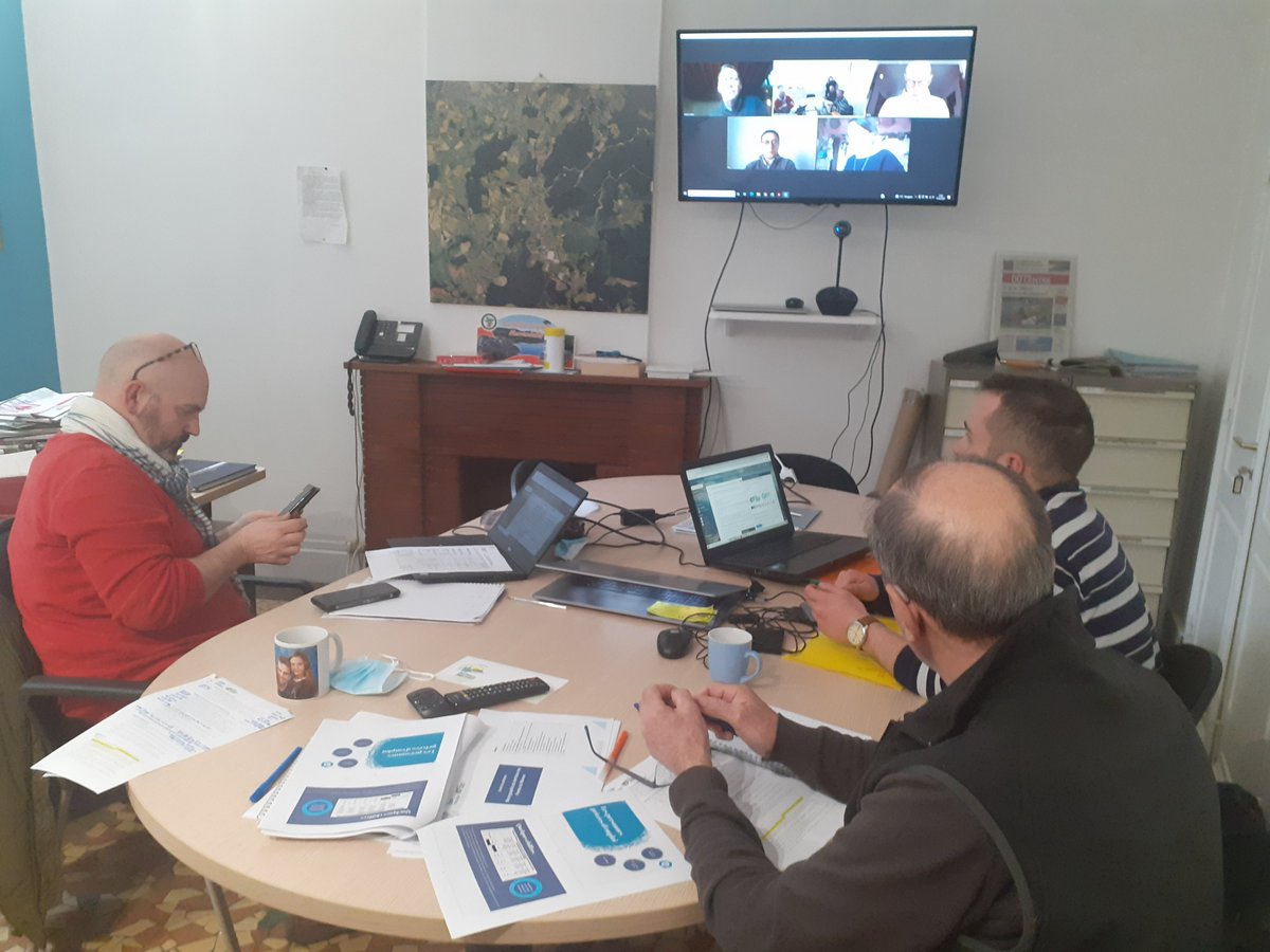 La commune de Lormes s'active tweet media