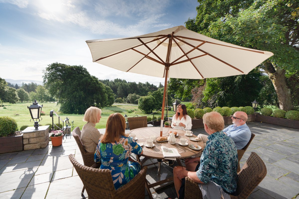 Dreaming of the sunshiny days to come on our terrace ☀️ Set in acres of pastureland, our terrace overlooks stunning Scottish scenery &amp; views of our resident Highland coos! 
Find out more about hiring #Muckrach Country House for your gathering or event at muckrach.com