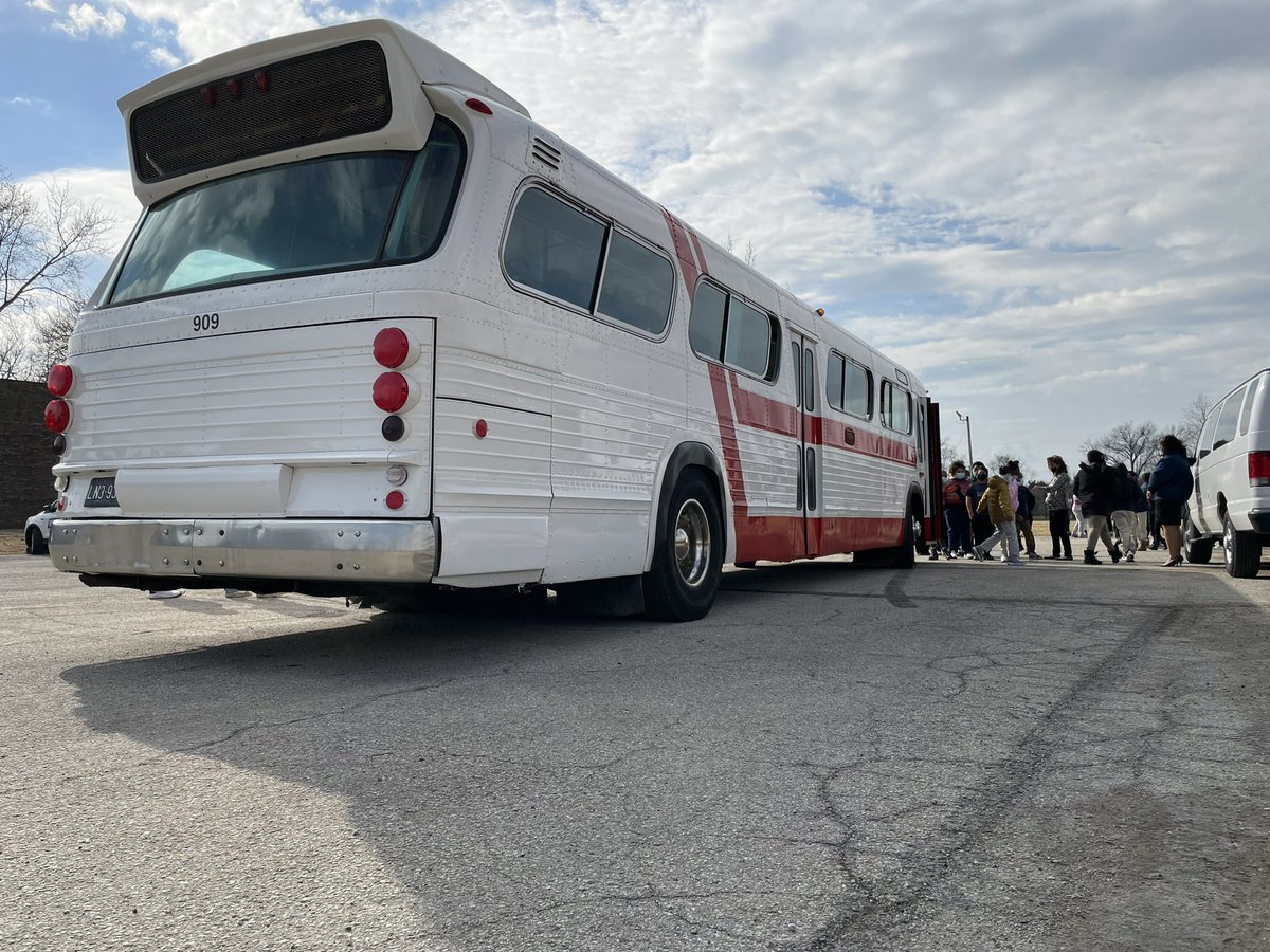 🚌 TRANSPORTATION TEACHING HISTORY | <a href="/ridetarc/">TARC</a> is parked at <a href="/WellingtonElem/">Wellington Elementary</a> today with a special 1970s bus meant to resemble what the Freedom Riders took. Students are touring the bus and learning about the civil rights movement through a new lens today! #WeAreJCPS