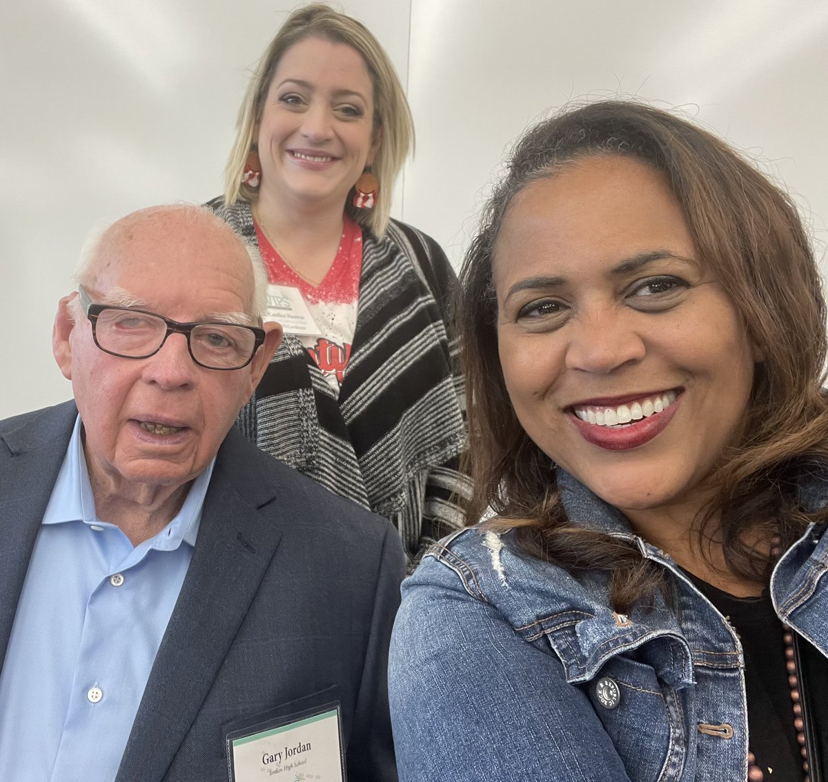 Karla Beek tweet media