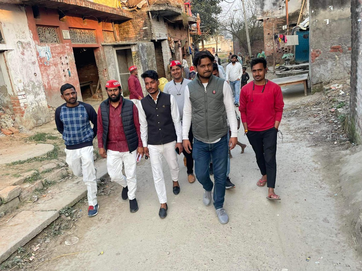 prashantpm1995's tweet image. #VoteForAkhilesh