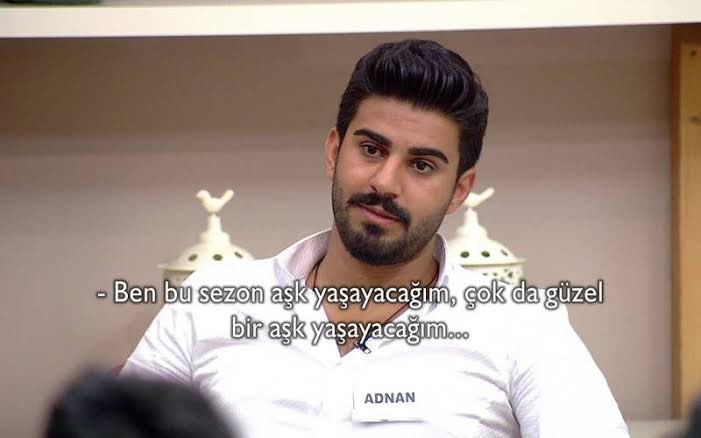 nocontextkafe's tweet photo. herkesin birbirine is attıgı mekanda kamera kayıtlarını yayınlasalar kısmetse olur a 5 sezonluk malzeme cıkarabilecek potansiyeldedir https://t.co/2DRhWXKigr