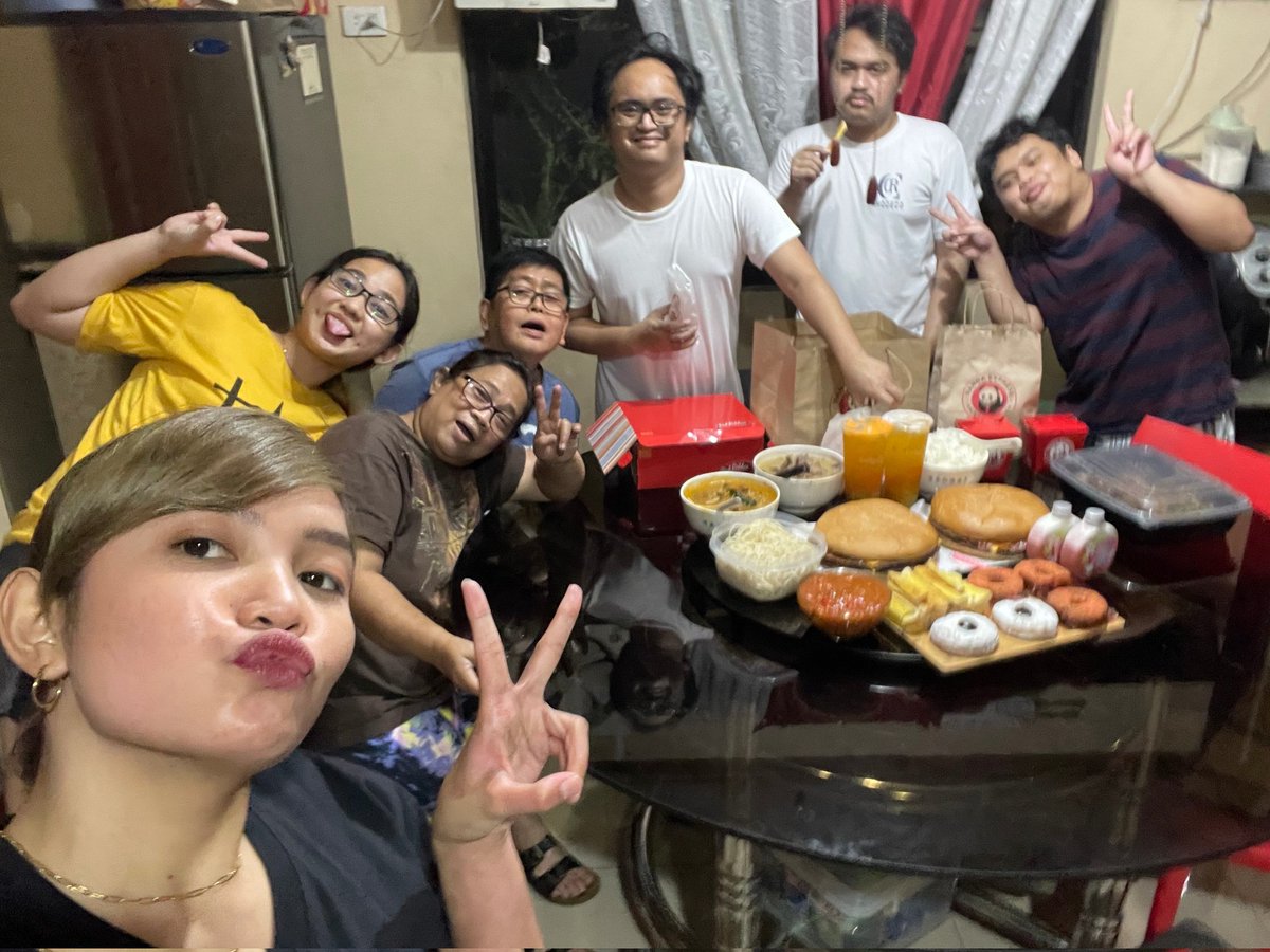 kzadriano's tweet photo. Blessed birthday sa isa sa pinakamasipag na babaeng nakilala ko sa 🌏 https://t.co/9iUa1HjHmE