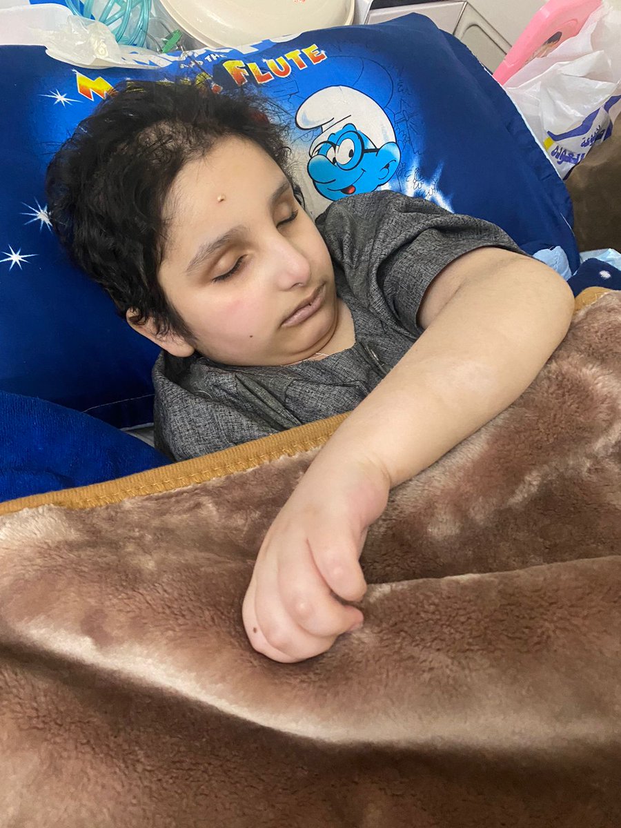 AL_sahir_'s tweet photo. طفل يصارع السرطان والألم كالدم يسري بجسده
بصوته المتألم المبحوح قال ناشدوا الأمير عبد العزيز بن فهد فإنه لن يتركني 

شاركونا يوم الخميس الساعة 4م برفع تاق
👇👇👇

#طفل_يناشد_عبدالعزيز_بن_فهد https://t.co/FwYxJtH7X4
