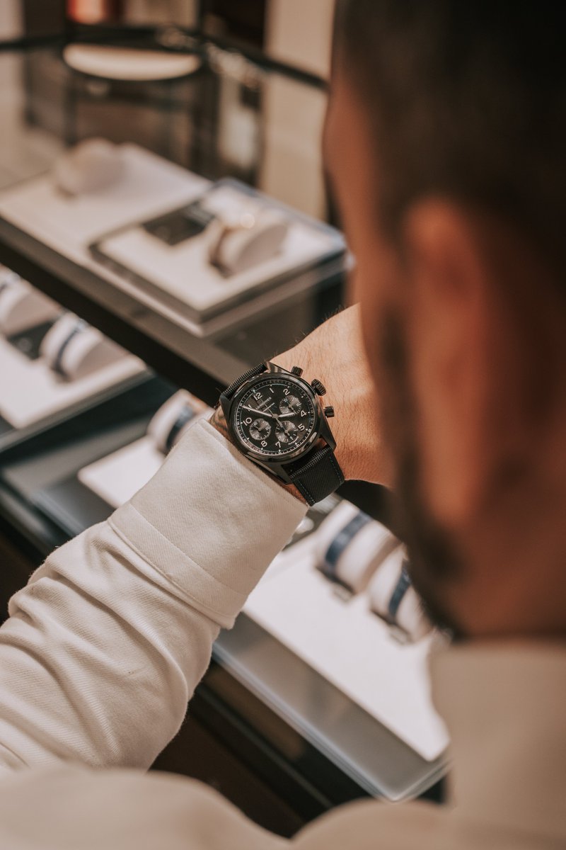 Carl Thompson tweet media