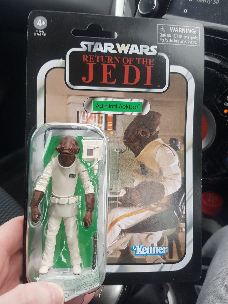 ragen09's tweet image. Me to self ...should I start collecting vintage collection again? Don&apos;t do it Brian it&apos;s a trap 😂🤦‍♂️ #tvc #StarWars #itsatrap #returnofthejedi #actionfigures #dadjokes