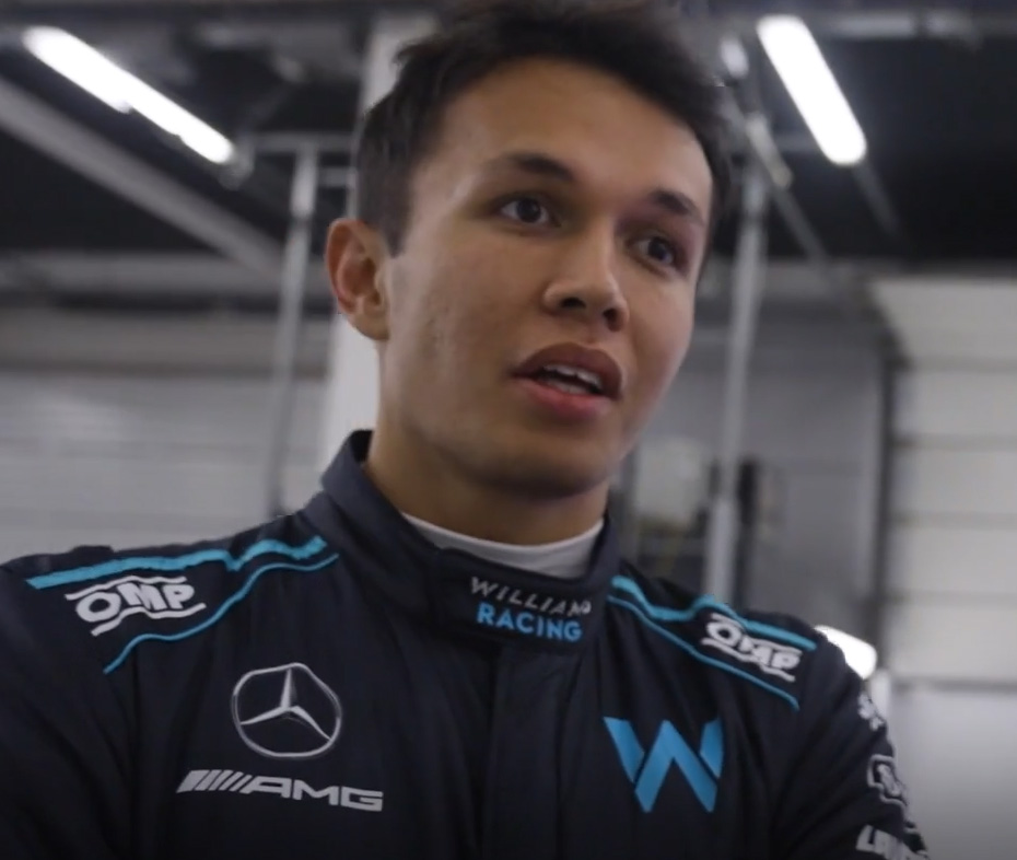 keithcollantine's tweet photo. |@alex_albon carrying both Red Bull and Mercedes logos in 2022.

#F1 https://t.co/EcreFbDj7g