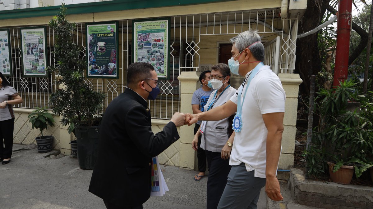 TobyTiangco's tweet image. Tuloy-tuloy po ang bakunahan ng ating mga batang 5 taong gulang pataas. Mag-register lamang sa covax.navotas.gov.ph

#FacetoFaceClass
#StaySafe #Navotas 
#AngatPaNavotas #LetsBeTheBest 
#TobyTiangco #MayorTobyTiangco