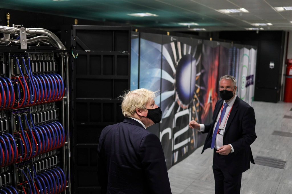 UKRI_News's tweet photo. ICYMI | #ARCHER2 – the UK’s most powerful supercomputer - was recently visited by Prime Minister @BorisJohnson to share its world-class potential in research from modelling climate change to sustainable engineering.
Learn more about ARCHER2 on @Shorthand: https://t.co/XaQA0QbB7m https://t.co/0130mA1wE7