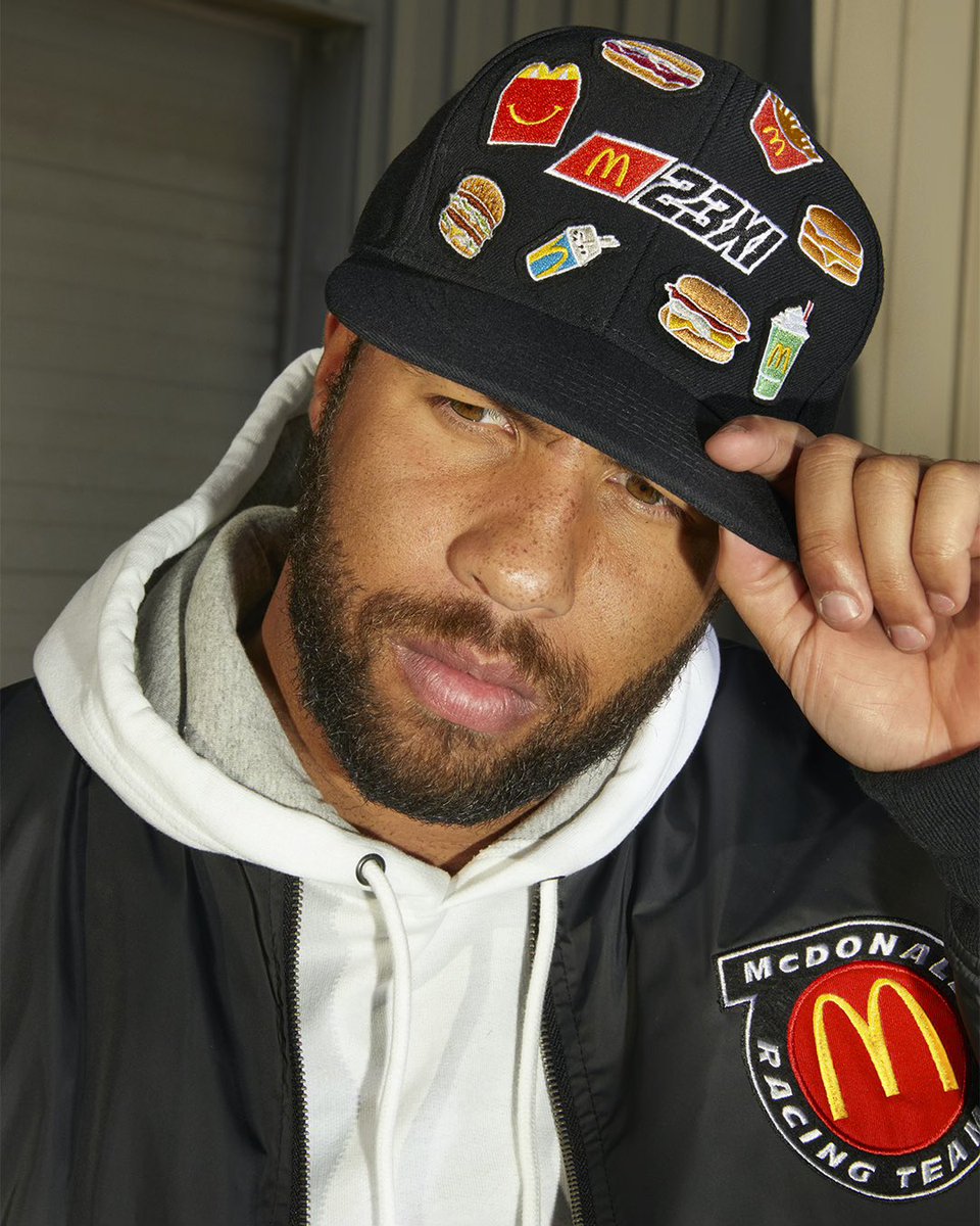 BubbaWallace's tweet photo. Dropping 2.18 🔥 
@mcdonalds @23xiracing https://t.co/XzvX014Xgj