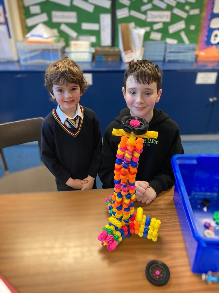 STEMDundee's tweet photo. Fantastic to see @ForthillPrimary engaging their learners in STEM through Literacy. Using Inch and Grub as a context. Anyone other teachers want to try?
Get in touch for STEM with all the Book Bug books!
@DundeeLearning @RaiseScotland @Bookbug_SBT
#STEMdundee #STEMstories https://t.co/TZZaeSxPKg