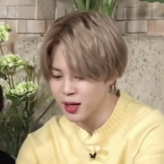 jm (@hourlydolljimin) on Twitter photo 