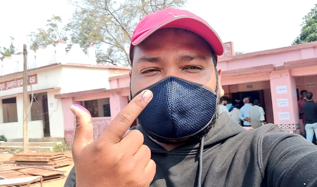 pandabarendra's tweet photo. I voted ! What's about you ?
#GPElections #Kalahandi #Odisha https://t.co/tplOn6a5tM
