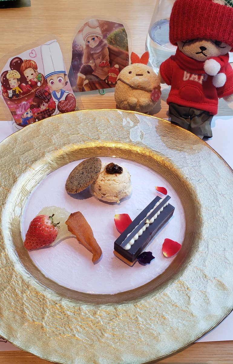 「今日は誕生日で
自分へのご褒美に
 #BISTRO_J_O ヒトリート
行ってき」|みくくま📎(:3冫 ﾉ)ﾉのイラスト