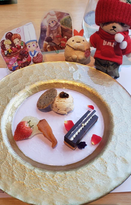 今日は誕生日で
自分へのご褒美に
 #BISTRO_J_O ヒトリート
行ってきました♡
フォアグラに生ハムに美味しい
お料理ばかり!
美味しくいただきました🥰
また行きます✨

かわいい J_O くんクリアファイルも
いただきましたよ!
皆さんも是非✨

 #J_OCAFE 