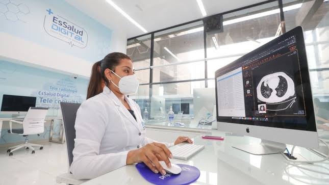 EsSaludPeru's tweet photo. #EsSaludEnAcción | Como parte de la mejora continua del #SeguroSocial el Centro Nacional de Telemedicina #CENATE - EsSalud recibirá la certificación ISO 9001:2015, que acredita que sus servicios han alcanzado altos estándares en beneficio de nuestros asegurados. https://t.co/cYPrP6DlxJ