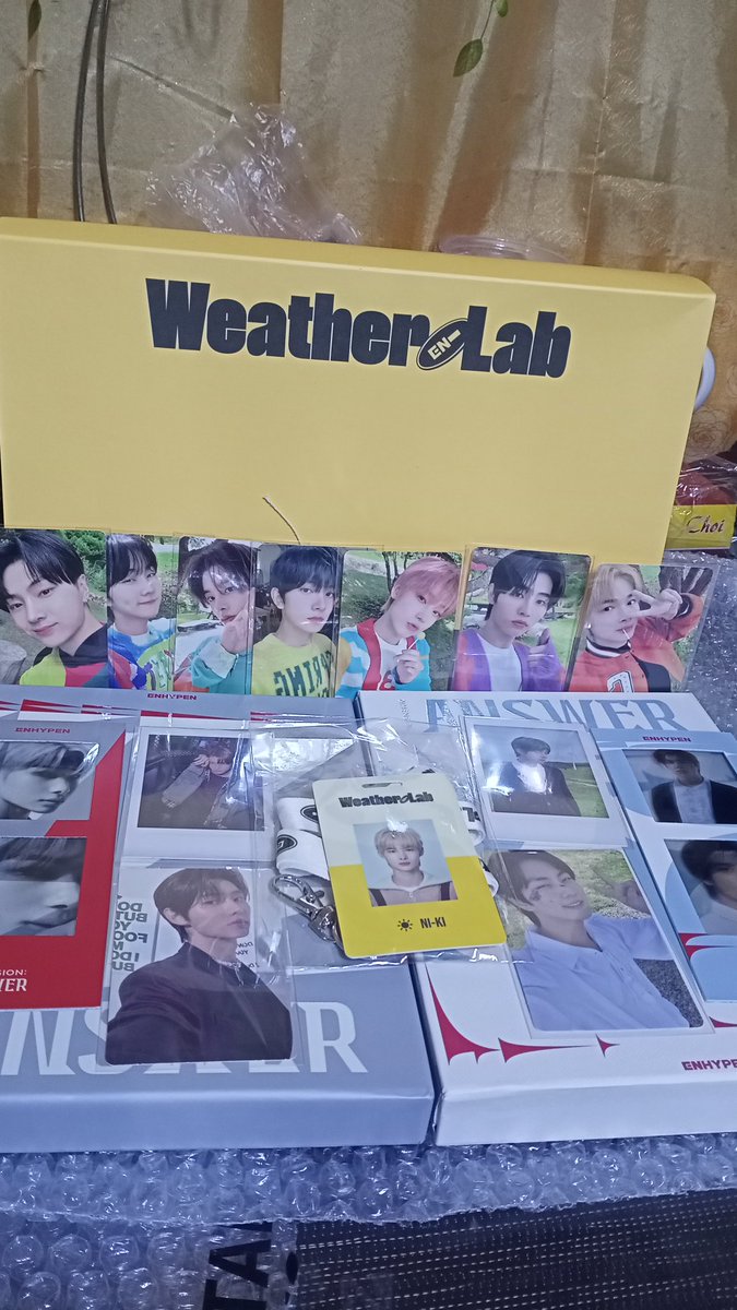 dkpizzaboi_'s tweet photo. Enhypen Season's Greetings and d:a came home! Worth waiting 🥰💗 Thank you, mii @piedpipershop21 for the smooth transaction! ♥️ Hindi umuwi si sunoo pero ok lang🥰🥰🥰🥰💟
#PIEDPIPERPROOFS https://t.co/f6V3yEoIPf