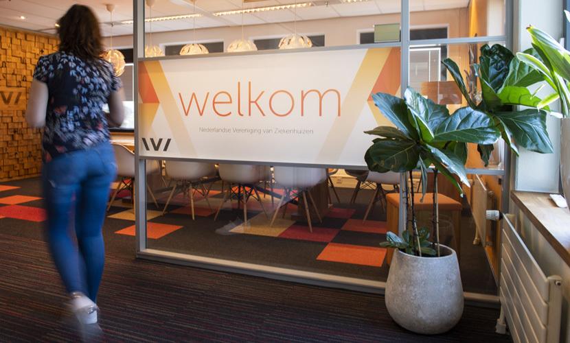 Wil je een bijdrage leveren aan het programma Tijd voor Verbinding om de komende jaren de patiëntveiligheid in de medisch specialistische zorg te verbeteren? Tijd voor Verbinding zoekt een netwerkbouwer zelfstandige klinieken. 

<a href="/programmaTvV/">Tijd voor Verbinding</a> #vacature

nvz-ziekenhuizen.nl/vacature/vacat…