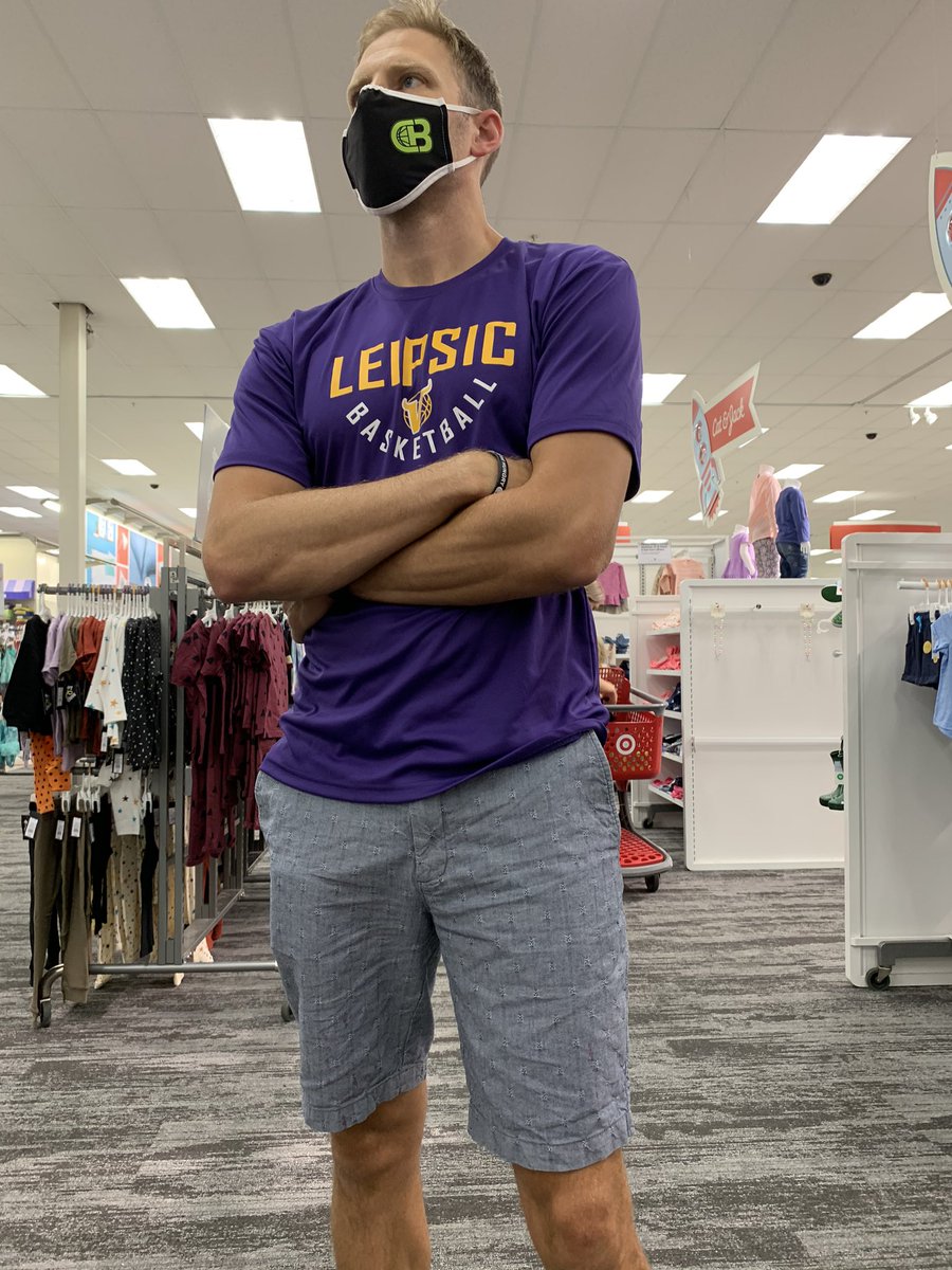 We have to give a big Coach’s Edge Shoutout to the NEW PCL CHAMPS <a href="/LeipsicB/">Leipsic Basketball</a> ‼️
#congratulations #makearun #champs #gettheedge