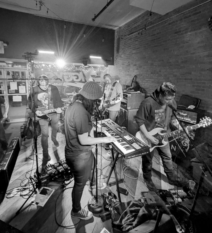 BlackNoteGraffi's tweet photo. Thanks for having us out last Saturday @ziggysypsi @ypsireal #greatvenue #blacknotegraffiti @MichiganMusic https://t.co/KtIWNADDm4