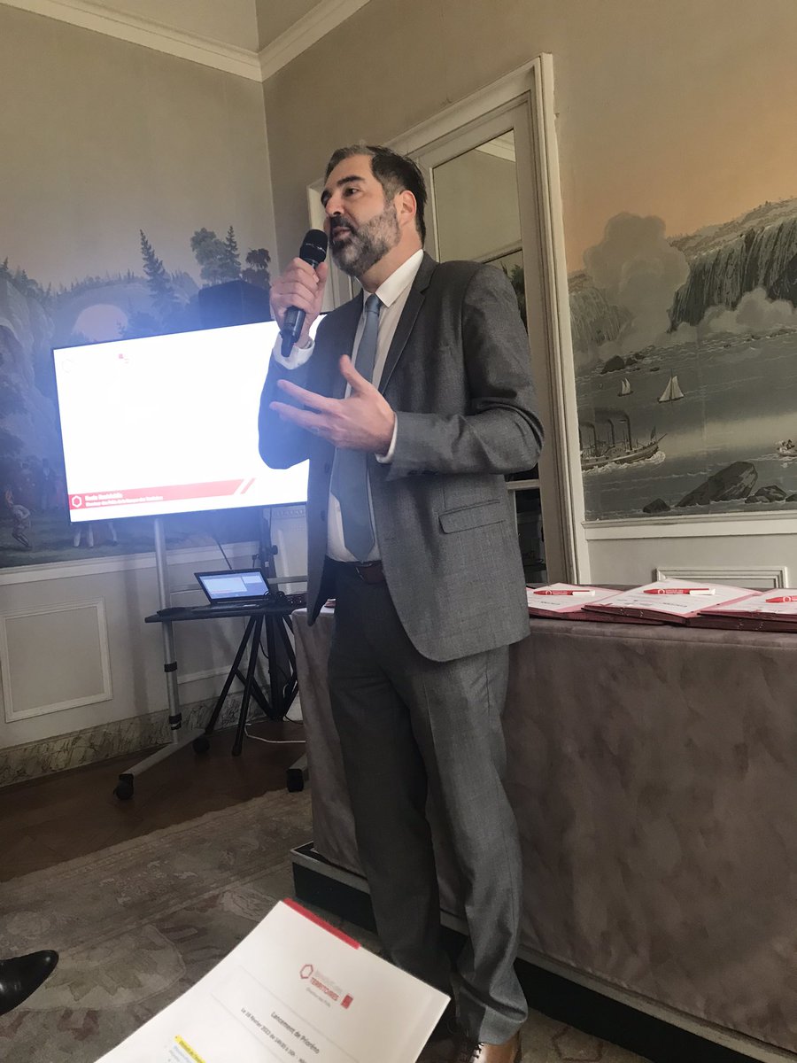 oliviersichel's tweet photo. Lancement par @KastrinidisK directeur des prets de @BanqueDesTerr du service #prioreno qui permet aux collectivités locales d’identifier les #batiments publics à rénover en partenariat avec @GRDF et @enedis @fadouce https://t.co/baSDZDpcT4