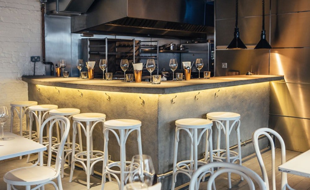 Le Bab is looking for an Assistant General Manager!

Job responsibilities:

Appraise FOH
Maintain &amp; print menus
Supervise bar management
Liaise with Head Chef 

£15/ph
W1B 5PW

Sign up to our platform for free to apply! youwrk.co.uk #hiring #HospitalityJobs