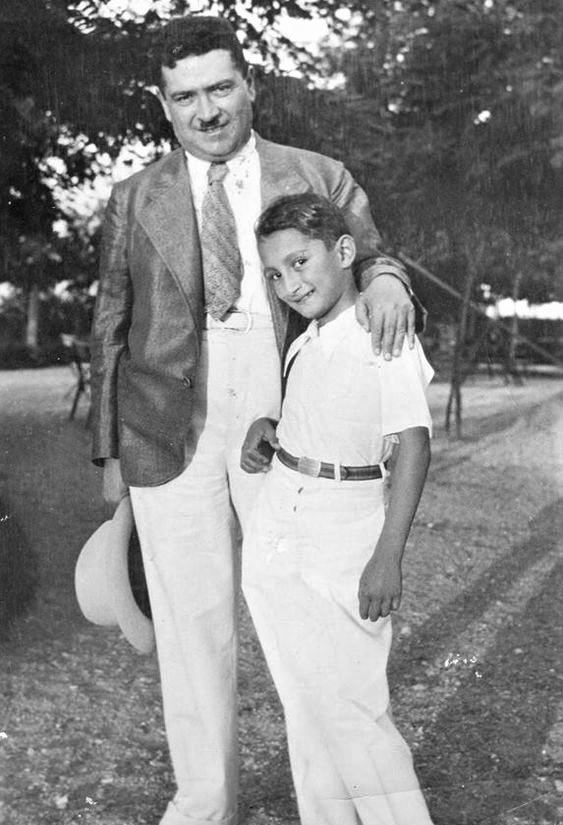 Fahri bey ve sevgili oğlu Bülent Ecevit..! Sevgi ve Saygıyla !