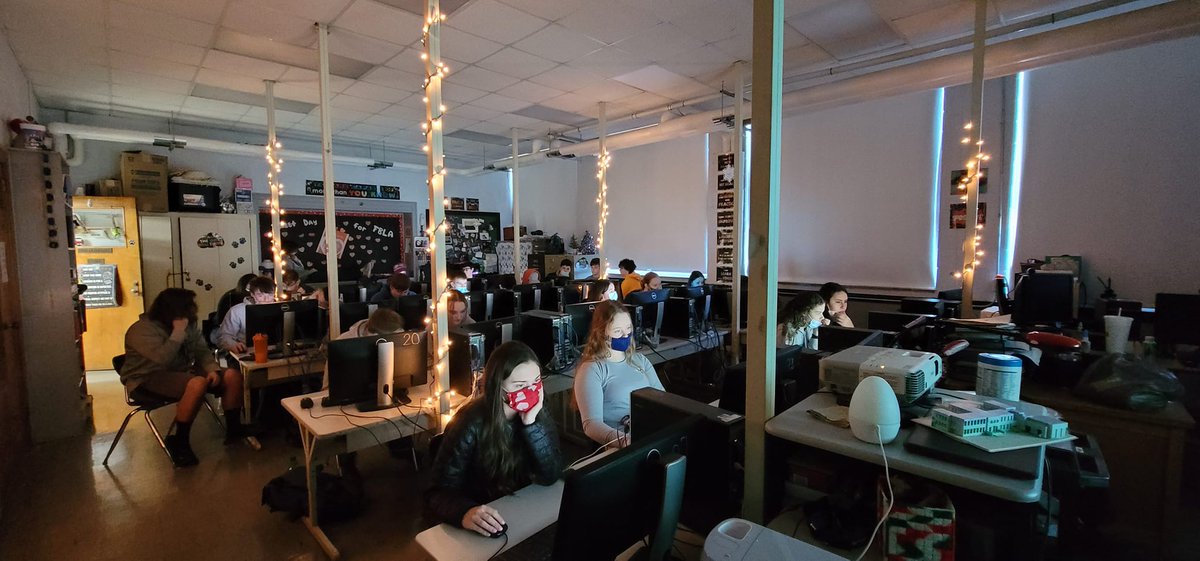 FBLANHS's tweet photo. FBLA students testing! https://t.co/mqBcUhrxsY