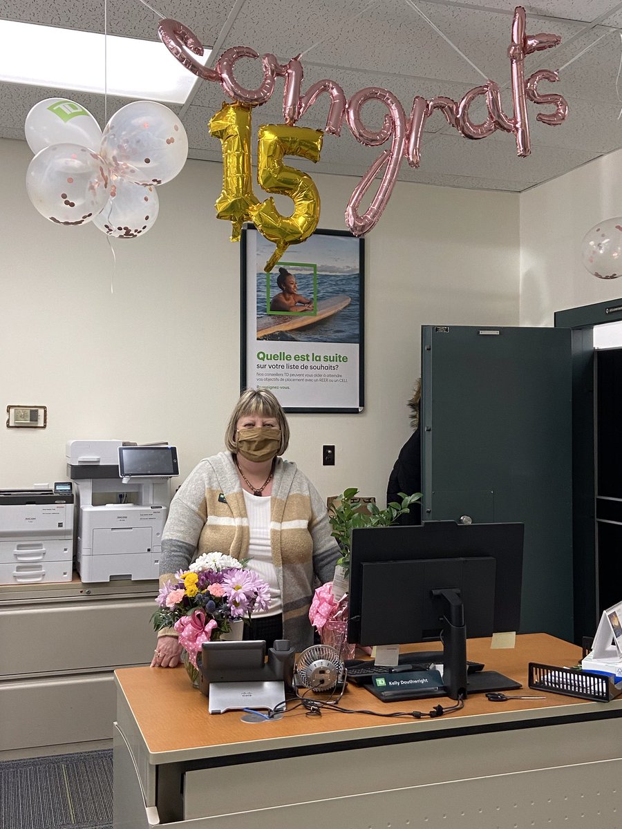 Congratulations to our wonderful MCE ⁦⁦at br # 4857 on her 15th TDversary! ⁦<a href="/KellyDouth/">Kelly Douthwright</a>⁩ Cheers to many more! 🎉🥂⁦<a href="/alexgreg123/">Alexandre Gregoire</a>⁩ ⁦<a href="/mandyk0288/">Amanda Kerr</a>⁩ ⁦<a href="/MarieEveFourni2/">Marie-Eve Fournier</a>⁩ ⁦<a href="/NicoleNazair/">Nicole Nazair</a>⁩