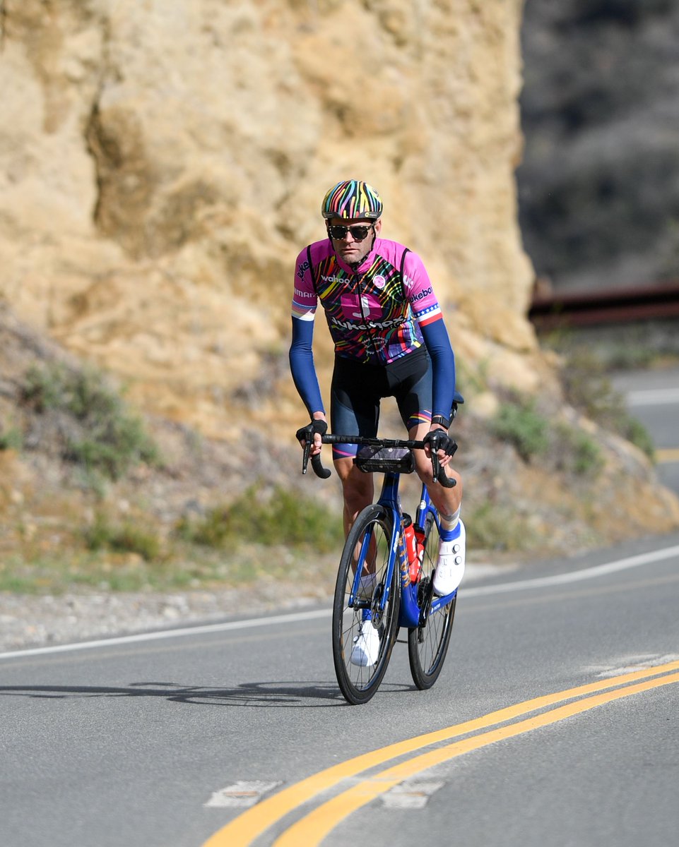 wahooSYSTM's tweet image. Reminder ‼️ KOM crusher @philgaimon is hosting a LIVE training session today at 12 p.m. EST as part of #AWeekWithSYSTM 

📺 Tune in: youtu.be/z_0qsqckziU