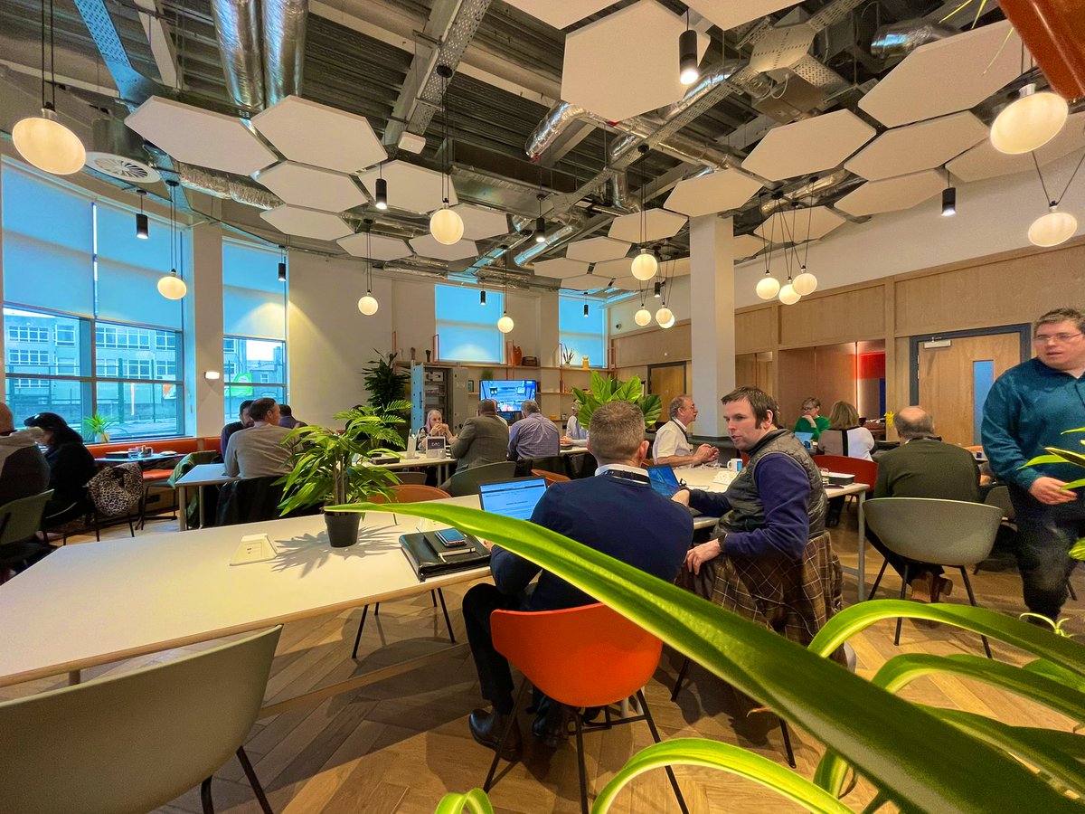 Barnsley_DMC's tweet photo. MakerLab open day… the story so far 🤩
#LoveDMC #DoMakeCreate https://t.co/Wf1tUl8o2c