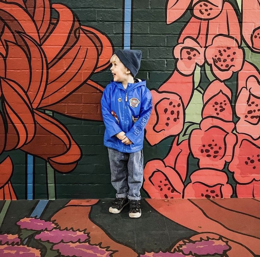 CreativeCrawley's tweet image. We are so happy to announce that @ProduceUK &amp;amp; Baker &amp;amp; Borowski’s Graphic Rewilding: Crawley Town Centre will remain on the wall of M&amp;amp;S at The Pavement until at least August this year. We love all your images of the artwork - keep sending them in. Photo: @rory_matthew_james 4/6