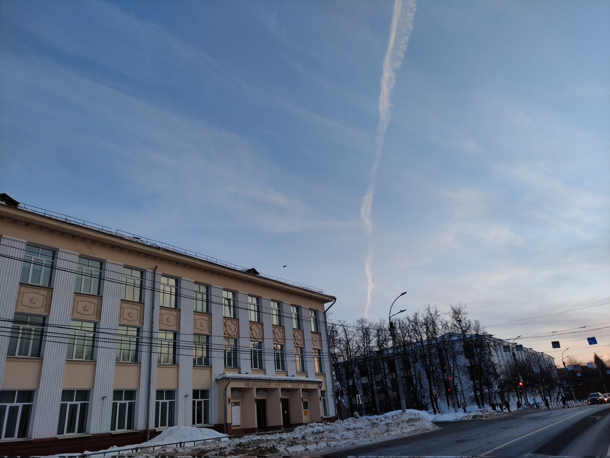 Тополь полетел?!