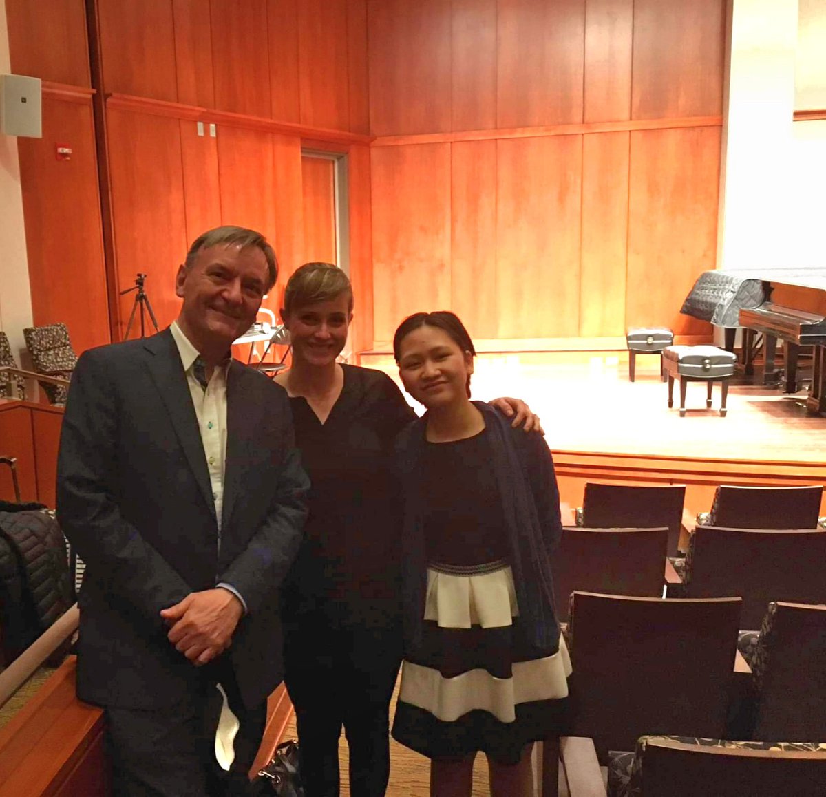 AmyEGustafson's tweet photo. Great master class with Stephen Hough! Thank you @houghhough! https://t.co/WknKrwuAif