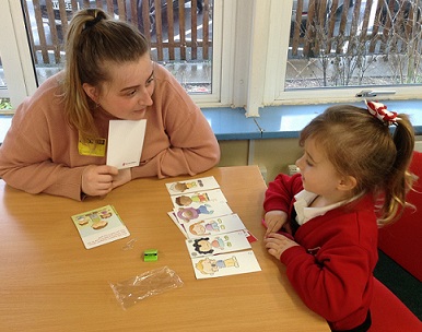 It has been great to welcome parents into school for the families connect workshops with Mrs Gotts and Mrs Moore.