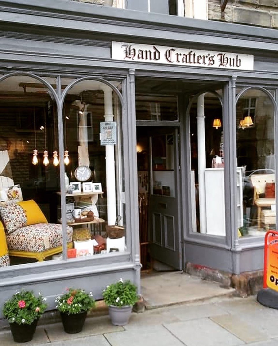 We called in to see Michelle Grancourt yesterday to congratulate her on the Hand Crafter's Hub winning Best New Business in the TBA2021.  A fantastic achievement!You can find Michelle and her hub of beautiful gifts made by local artists and crafters, just down The Bank. #TBA2021