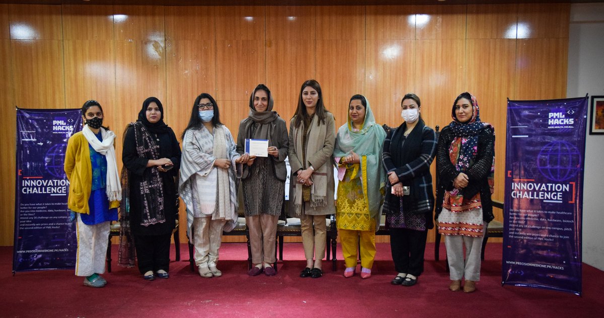 pmlabpk's tweet image. #PMLhacks Innovation Challenge at Shaheed Benazir Bhutto Women University #Peshawar @sbbwup 

Girls pinpointed women centric health problems and suggested unique solutions that could revolutionize Pakistan&apos;s healthcare sector 🔬🏆💥🇵🇰
We are gearing up towards our final showdown!