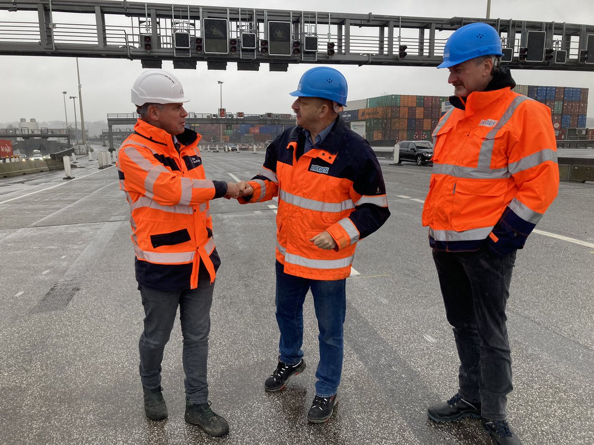 Autobahnverkehr Nord tweet media