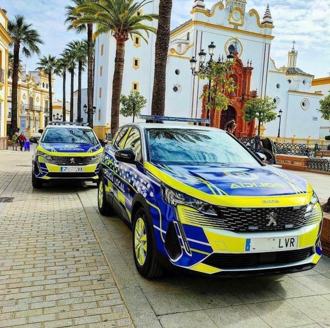 🗣️ La Policia Local La Palma del Condado 🧑‍✈️ renueva sus 🚓coches. 

➡️ Dos vehículos nuevos que dota de mayor protección a los agentes y redundará en ofrecer un mejor servicio. 
<a href="/092LaPlamaCdo/">Policía Local Palma Del Condado</a> <a href="/AytoLaPalmaCdo/">Ayuntamiento de La Palma del Condado</a> 
#SomosTuPolicía #AytoPalmaDelCdo