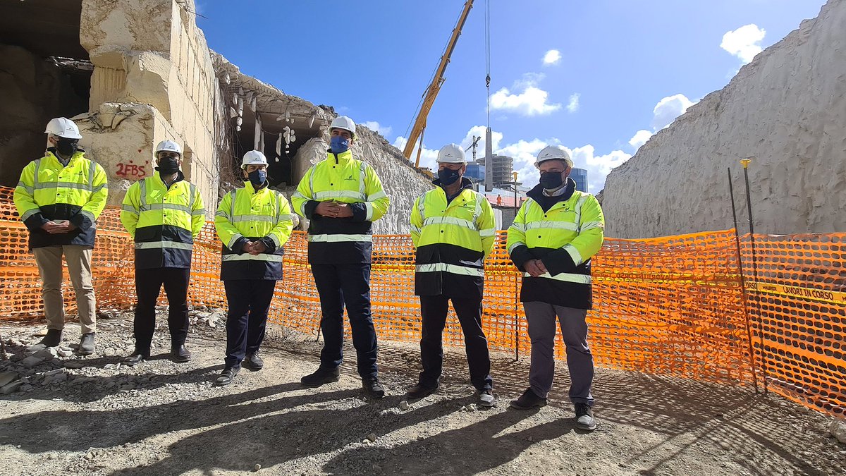 F_Azzopardi's tweet photo. #MriehelUnderpassProject is augmenting benefits of recently-completed #CentralLinkProject - reducing accident risks, travel times between Mdina Rd & #Mriehel Bypass. Excavations almost ready, tunnel wall panels in progress. @followianborg @MaltaGov https://t.co/FINS4hQNim https://t.co/HVESxKjeTp