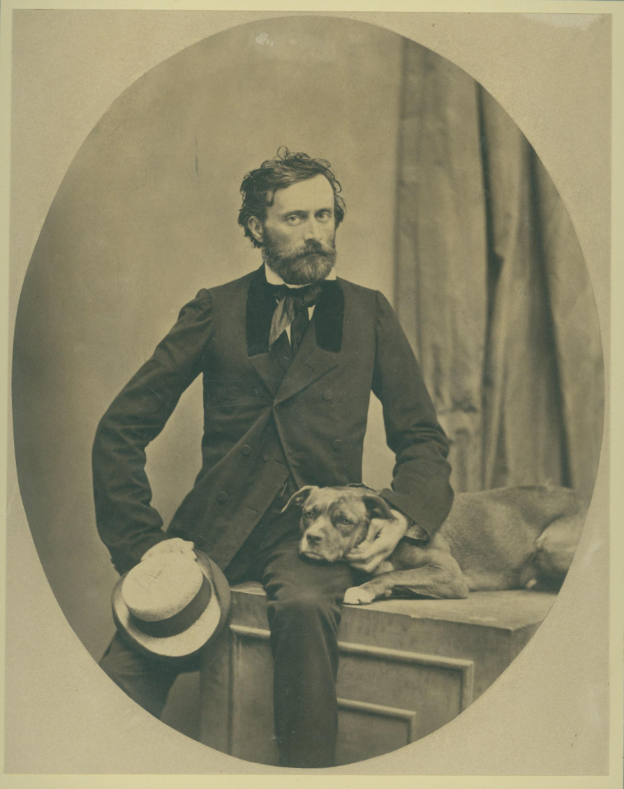 Přesně před 160 lety byl založen Sokol.
A vy již brzy budete moci v naší připravované expozici Dějiny nahlédnout do pracovny jednoho z otců tohoto tělovýchovného spolku - Jindřicha Fügnera, kde nechybí ani pes Kvik, který byl jeho věrným společníkem i po smrti.
#mojeNarodnimuzeum