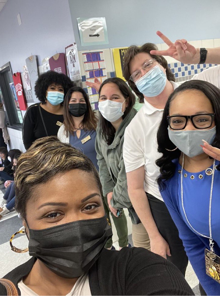CisdMath6to12's tweet photo. Thanks for inviting us for some parade fun! So cute! @HamblenElem @Azuredee123 @CvisdT @playcirvin @KLawsonBelonwu @MrsTrevino4 https://t.co/QDKXb29MFJ