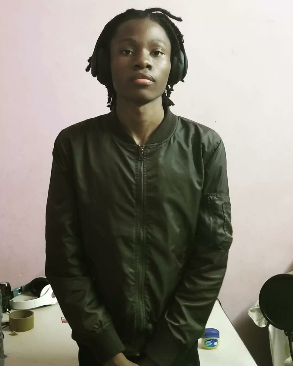 DrewDauti's tweet image. While these days be going by I stayed invested in a vision♟
#theprojects #keepgoing