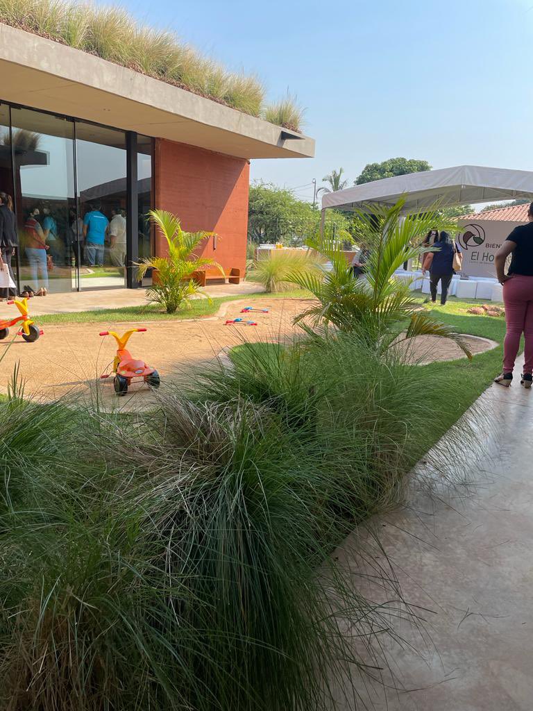 juntoseducacion's tweet photo. 👧🏻👦🏼 Hoy acompañamos la inauguración del Centro de Desarollo de la Primera Infancia El Hornerito situado en la ciudad de Villeta para acoger a niños y niñas de 4 meses a 3 años. 

👏🏼 Felicitaciones a la Fundación Las Tacuaras por esta iniciativa tan importante para nuestro país https://t.co/gWkPPVBHqj