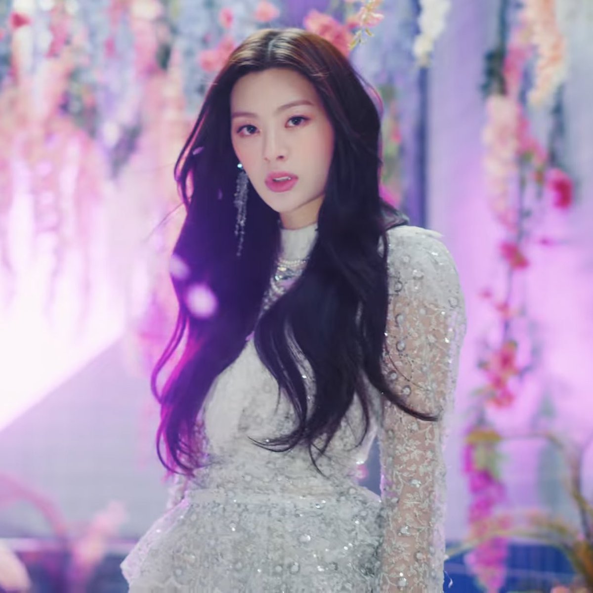 thinkseeun's tweet image. I SCREAMED