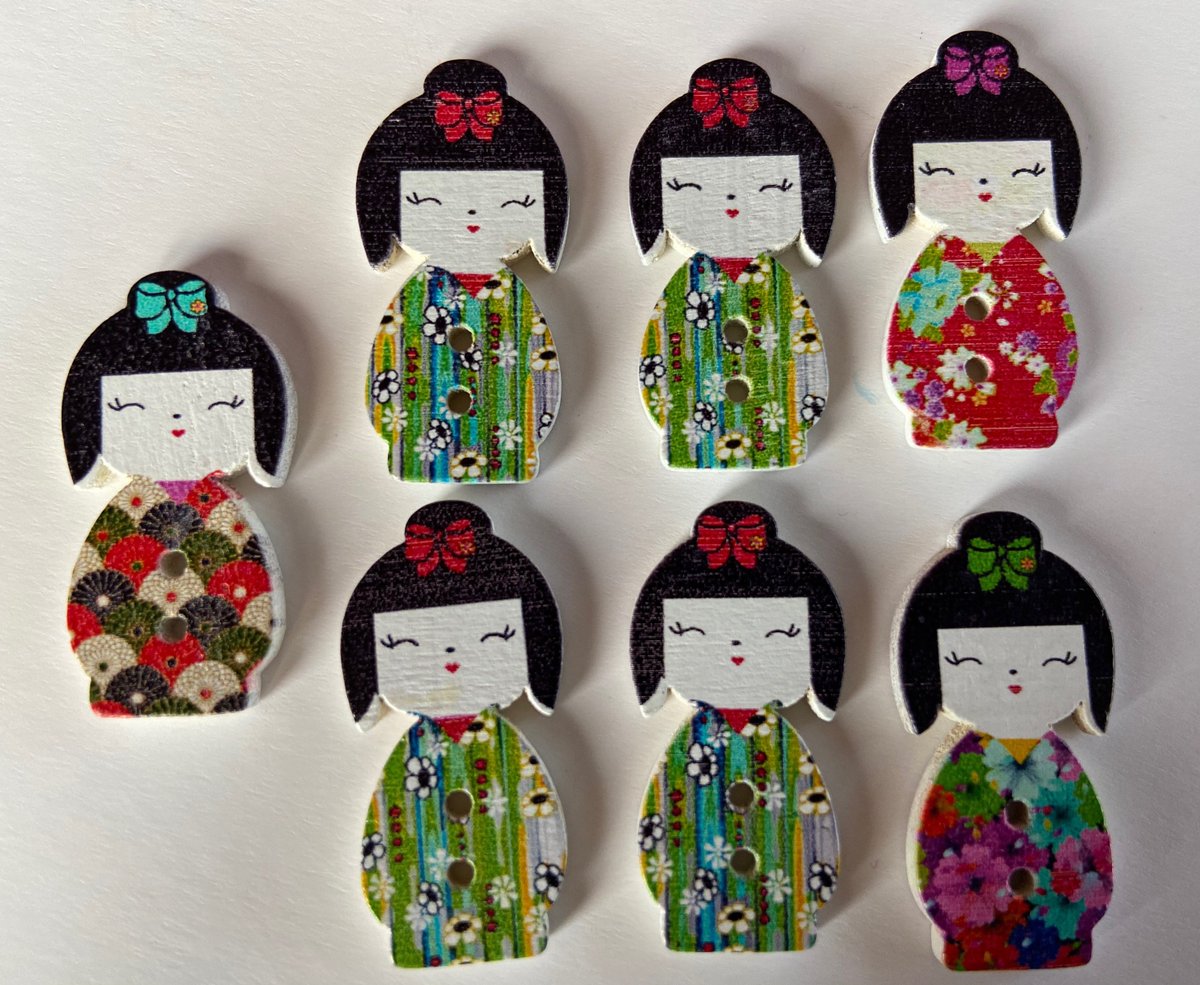 BeadsBitznBopz's tweet photo. Wooden Cartoon Painted Japanese Doll Buttons, Kids, Craft, Sewing 30mm - 10 buttons https://t.co/aEksjHncCF #Etsyireland #Button #BeadsBitznBopz #Etsy #Craft supplies #Irishbutton #WoodenButton https://t.co/D11NI6gWpD