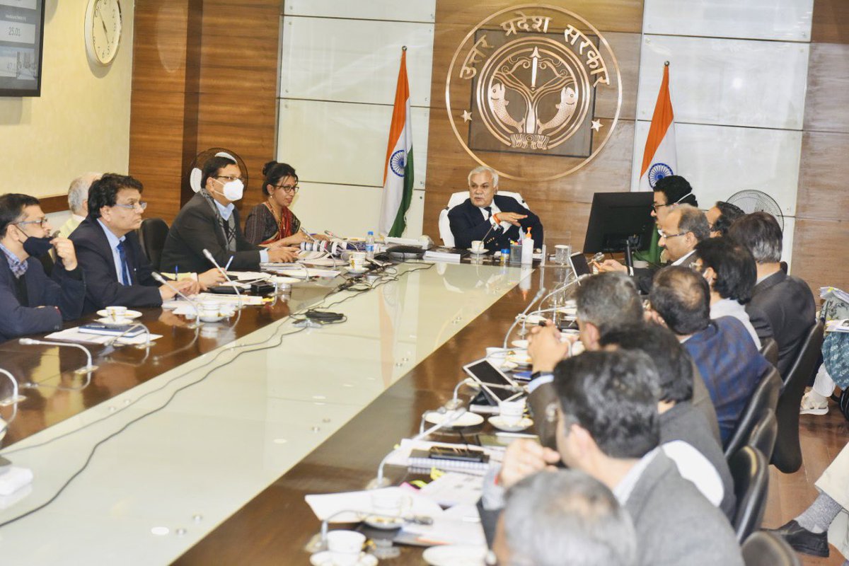 SanyuktaSam1's tweet image. अग्रेत्तर प्रदेश उत्तर प्रदेश !

मुख्य सचिव Shri DS Mishra sir ने सतत विकास लक्ष्यों में राज्य के प्रगति की सम्पूर्ण प्रशासनिक विभागों के साथ गहन समीक्षा की- @NITIAayog के #SDGIndiaIndex में राज्य को अग्रणी बनाने की रणनीति पे गहन विचार विमर्श हुआ !

#StrongStates for a 💪Nation!