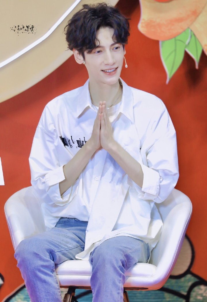 softyunxi's tweet photo. https://t.co/qFfshfDVou