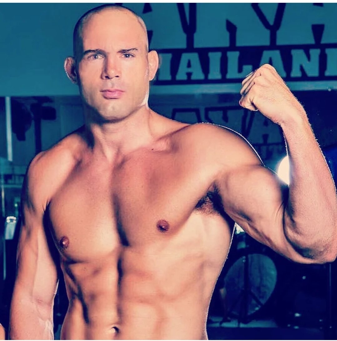 mmaslampod's tweet photo. UFC Vet and legend Mike Swick announced he is battling Cancer. Terrible news. But the man is a FIGHTER and doing well so far. Go show that LOVE and support. It helps and matters! Positive thoughts and prayers with you Mike 🙏🙏
#mikeswick #ufc #mma #mixedmartialarts #fuckcancer https://t.co/Org7SFhcL5