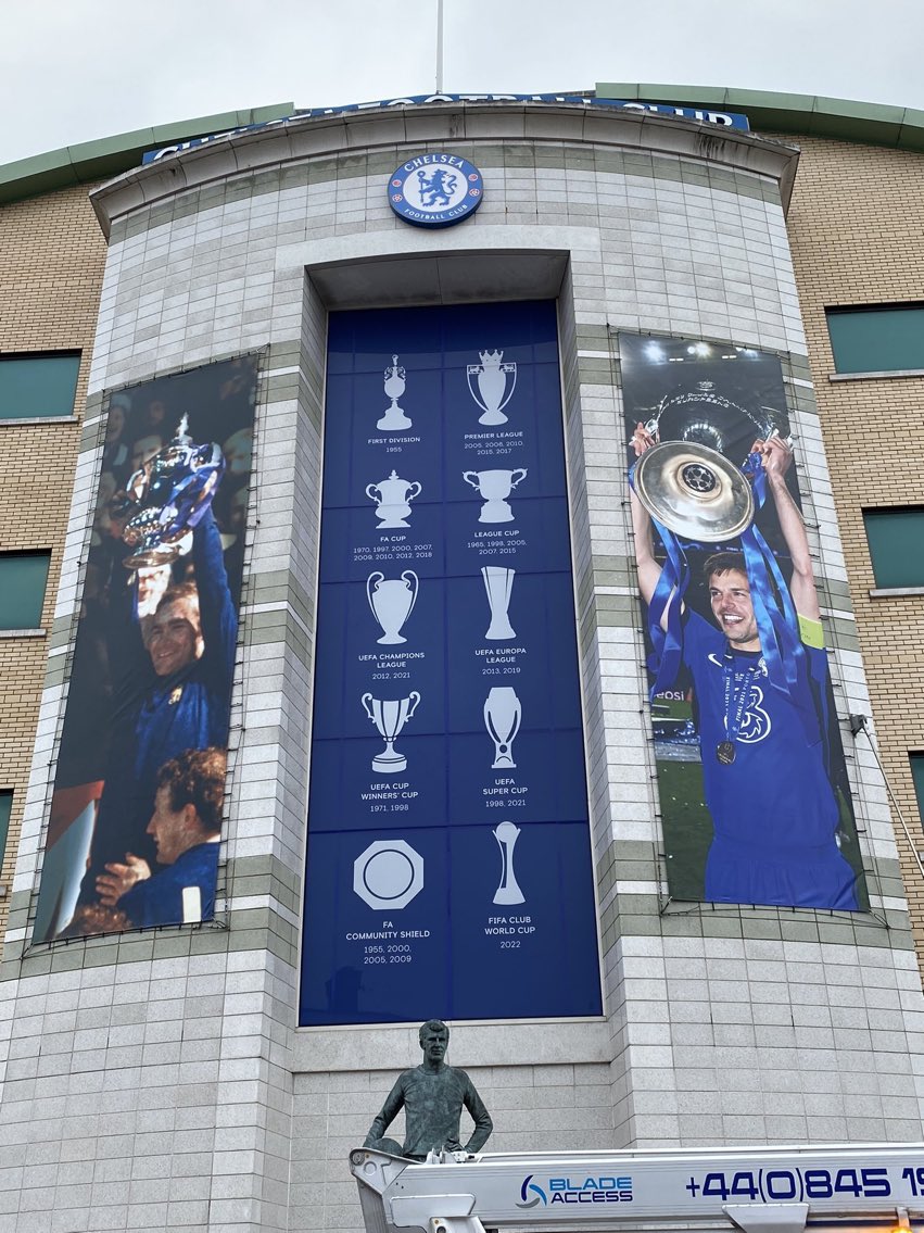 Just RETWEET to annoy haters.💙💙